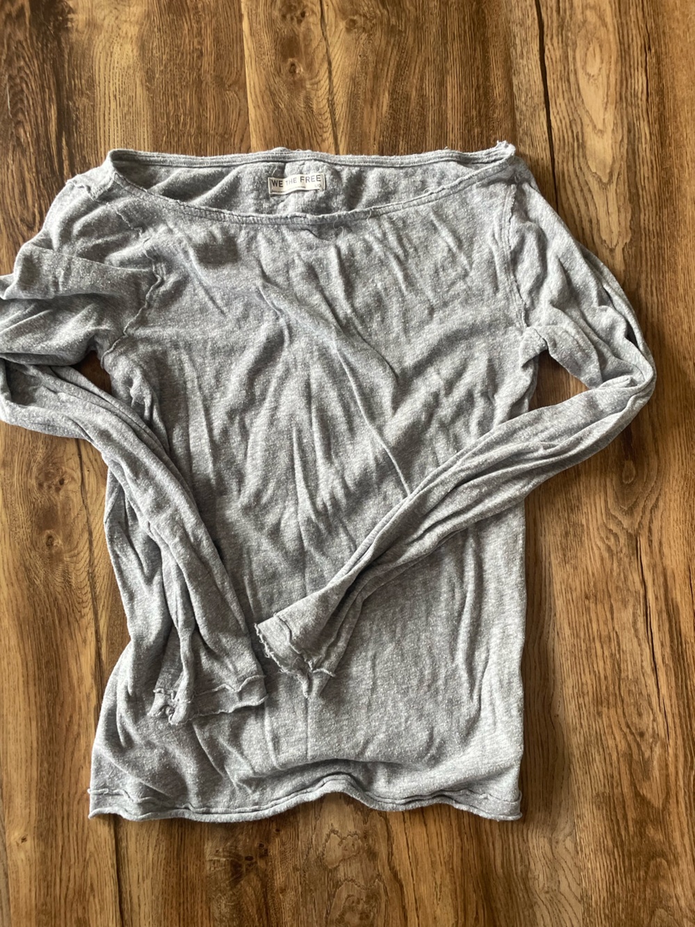 We The Free Light Heather Gray Long Sleeve Crew Neck Top